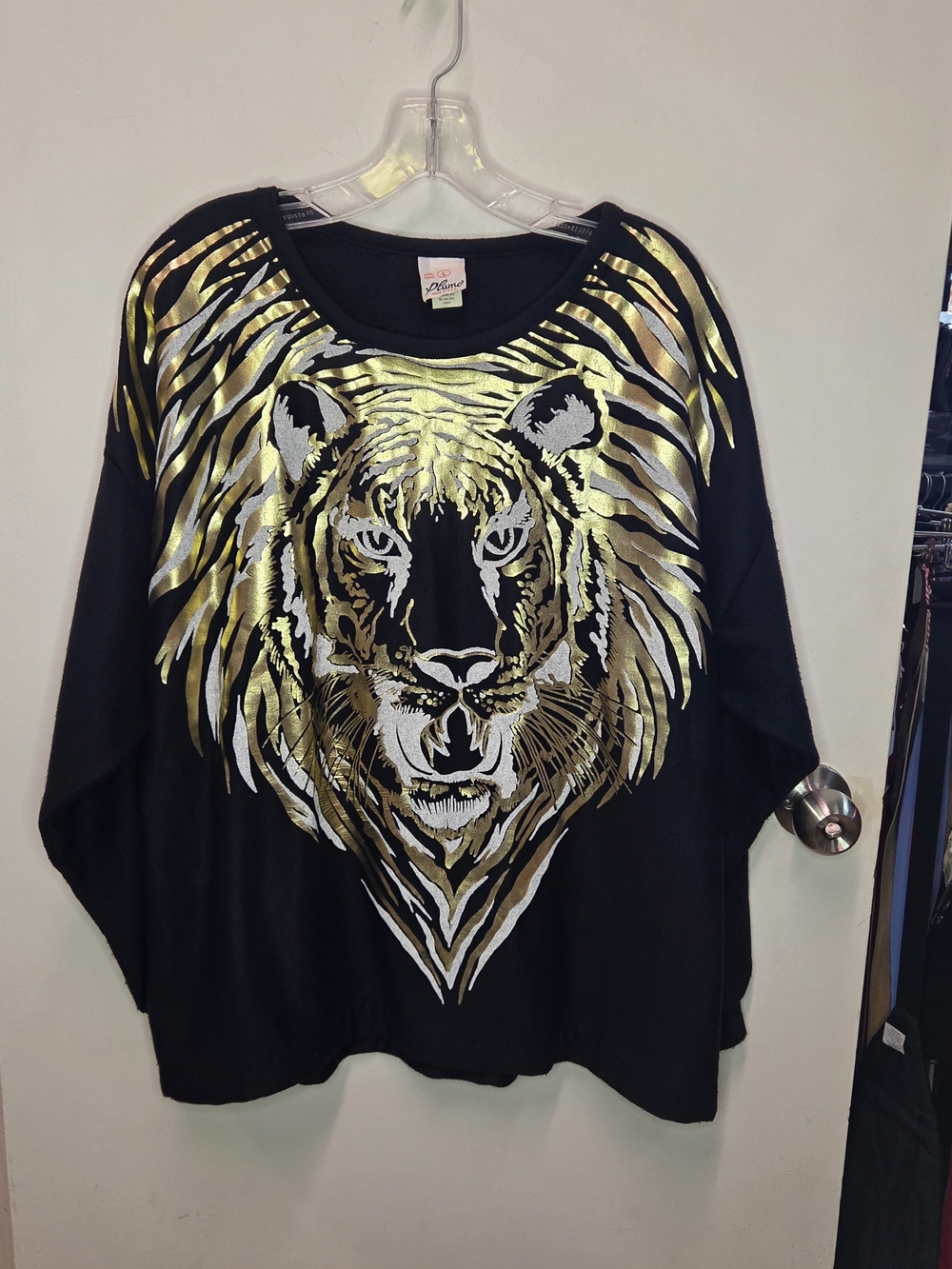Vintage 80s Plumo black sweatshirt with large tiger graphic metallic gold foil